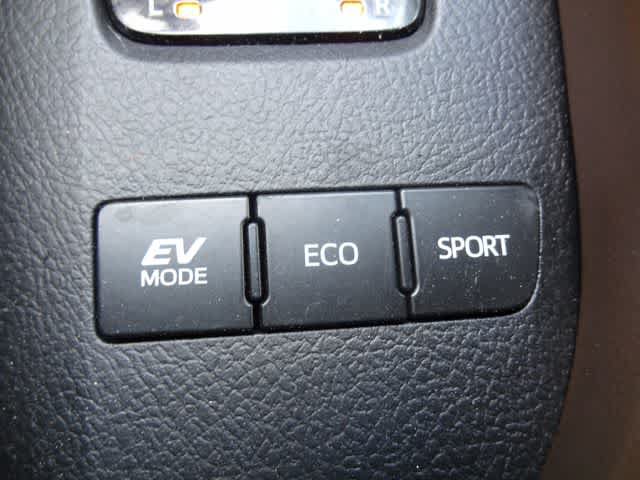 Used 2014 Toyota Avalon Limited FWD image 32