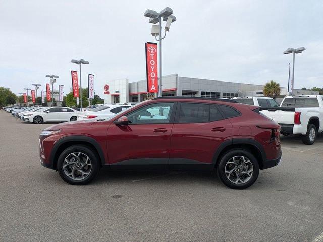 Used 2025 Chevrolet Trax LT image 6