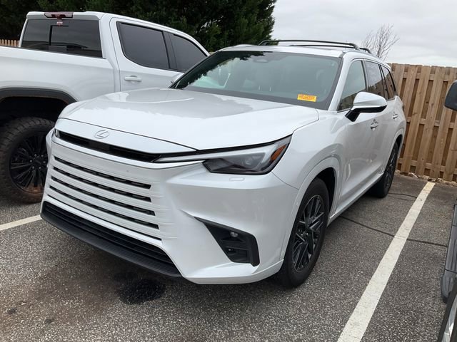 Used 2025 Lexus TX 350 AWD w/ Technology Package image 3