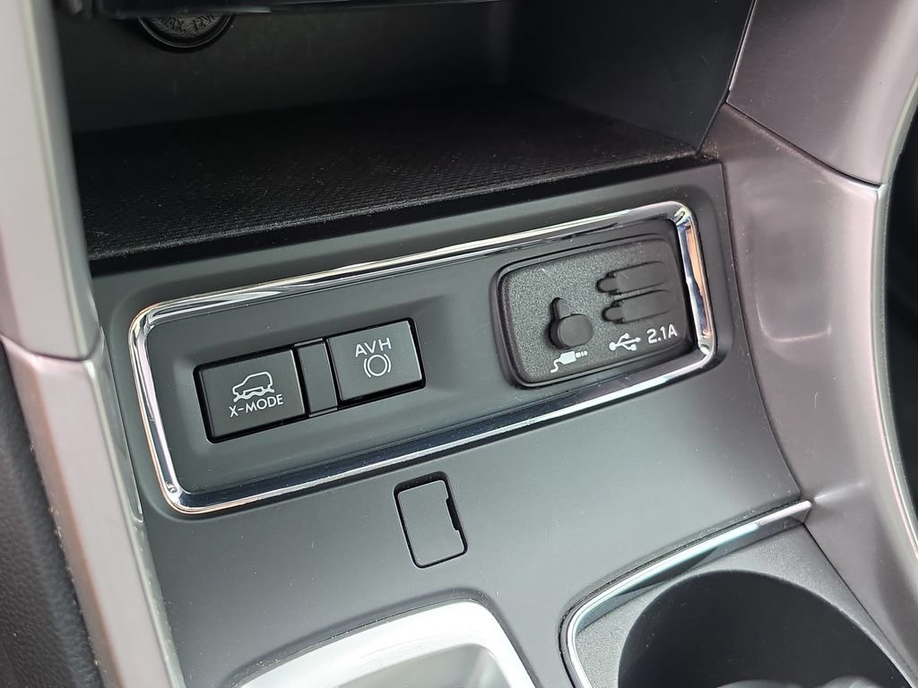 Used 2019 Subaru Ascent Limited AWD/4WD image 32