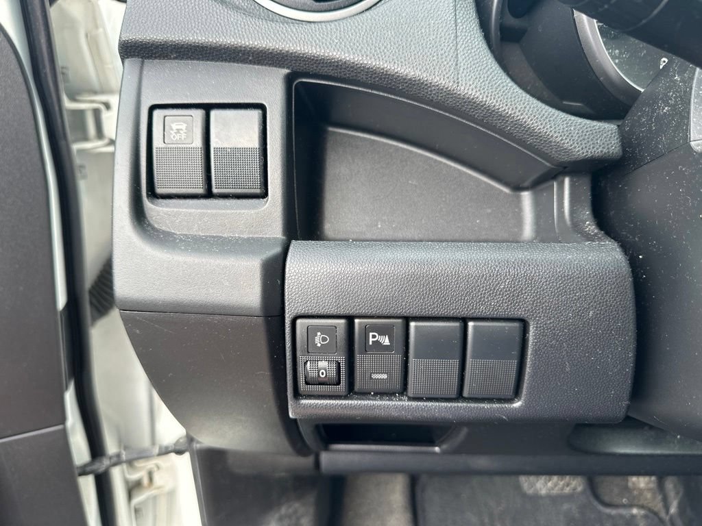 Used 2014 MAZDA MAZDA5 Grand Touring FWD image 20