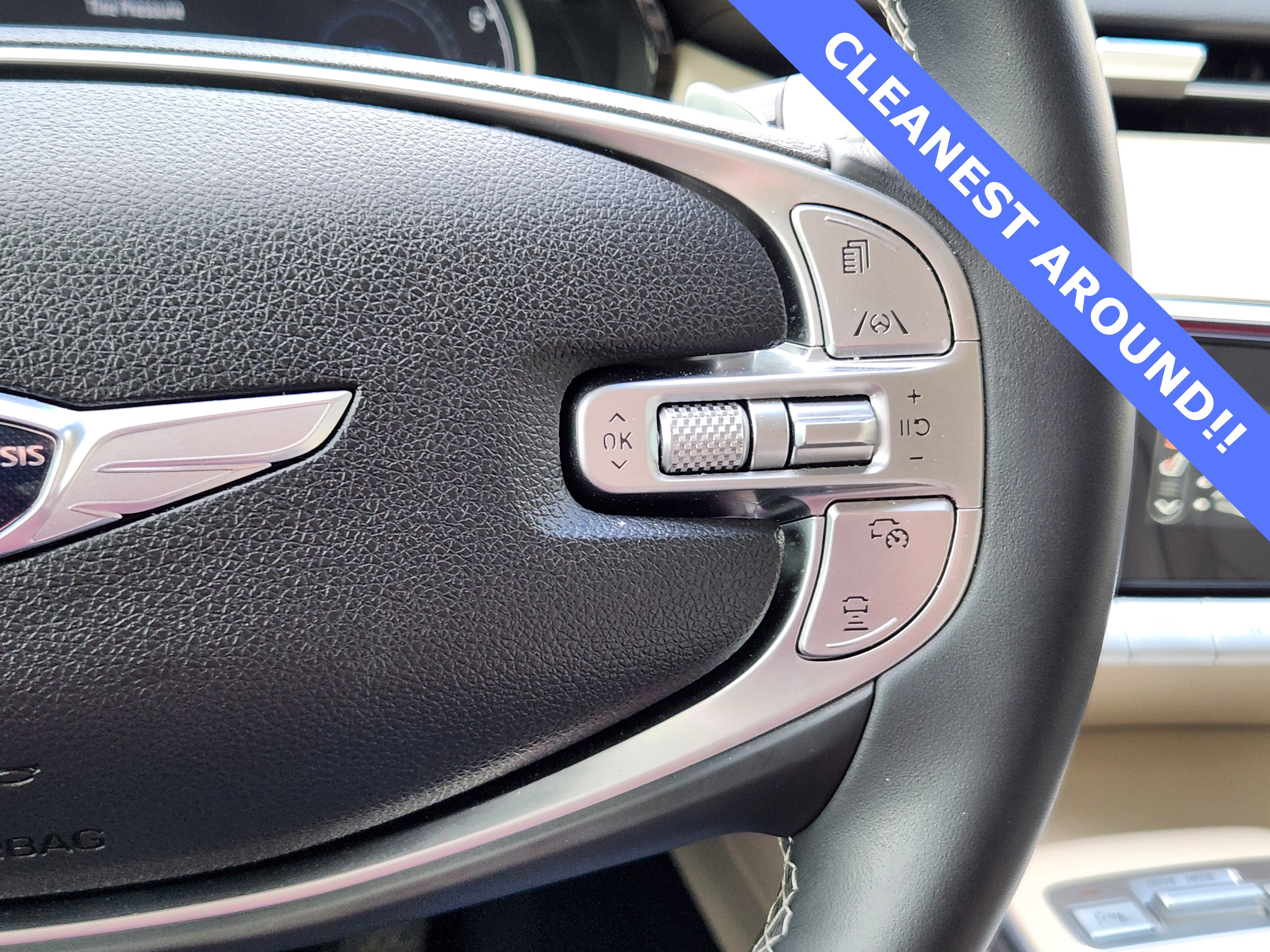 Used 2023 Genesis GV70 2.5T w/ Advanced Package image 24