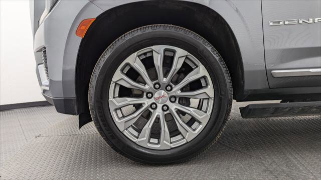 Used 2021 GMC Yukon XL Denali w/ Denali Premium Package image 34