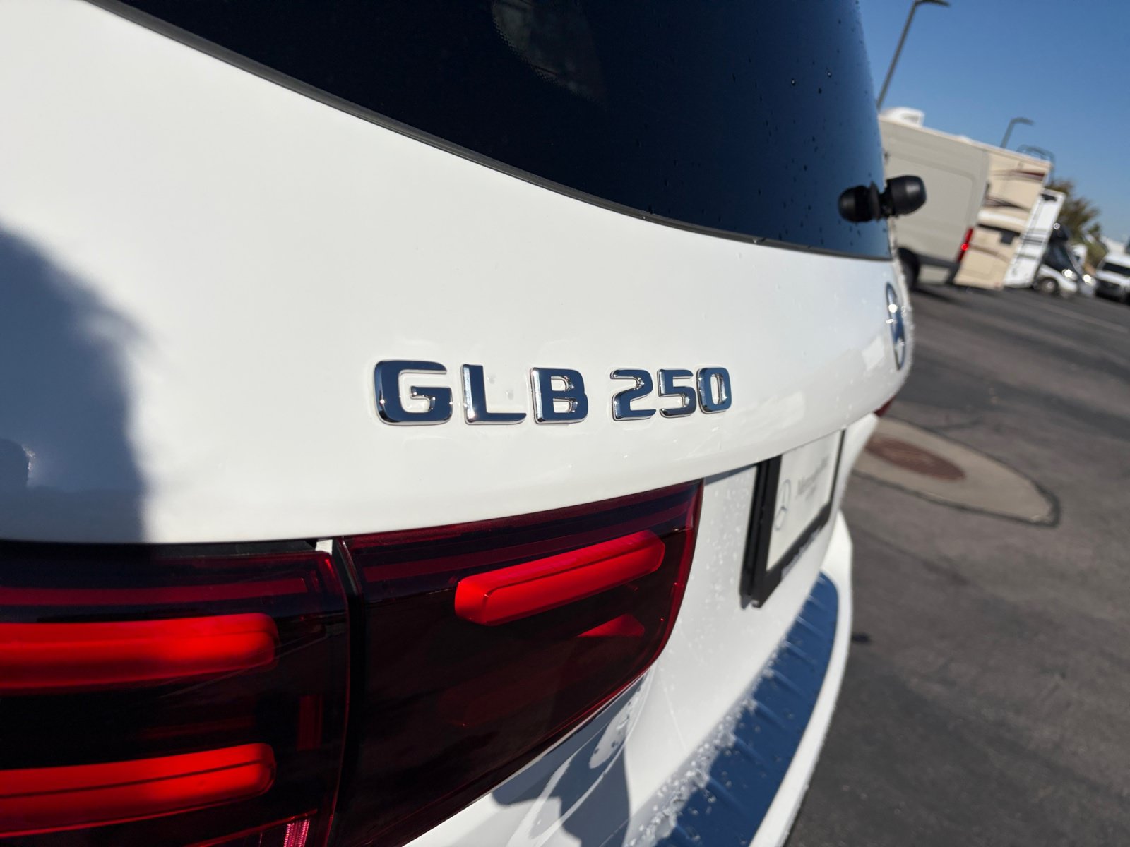 New 2026 Mercedes-Benz GLB 250 4MATIC image 24