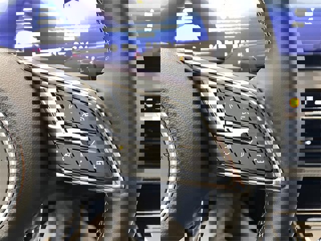 Certified 2025 Buick Enclave Sport Touring image 25