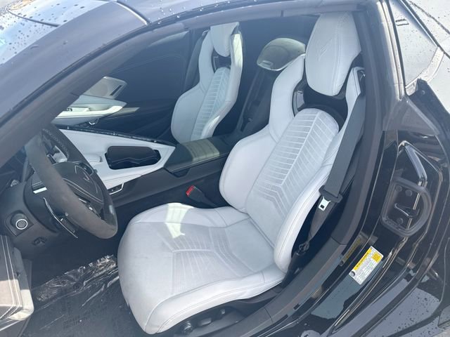 New 2025 Chevrolet Corvette E-Ray image 11