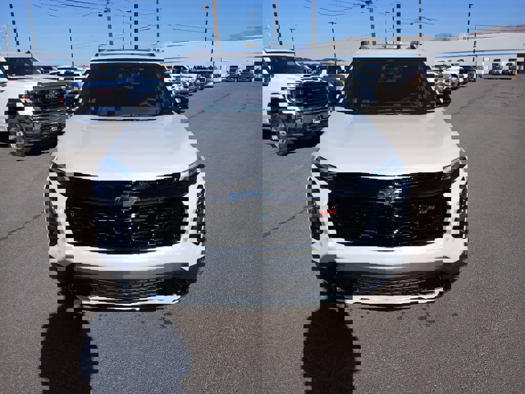 New 2026 Chevrolet Equinox RS w/ Convenience Package III image 8