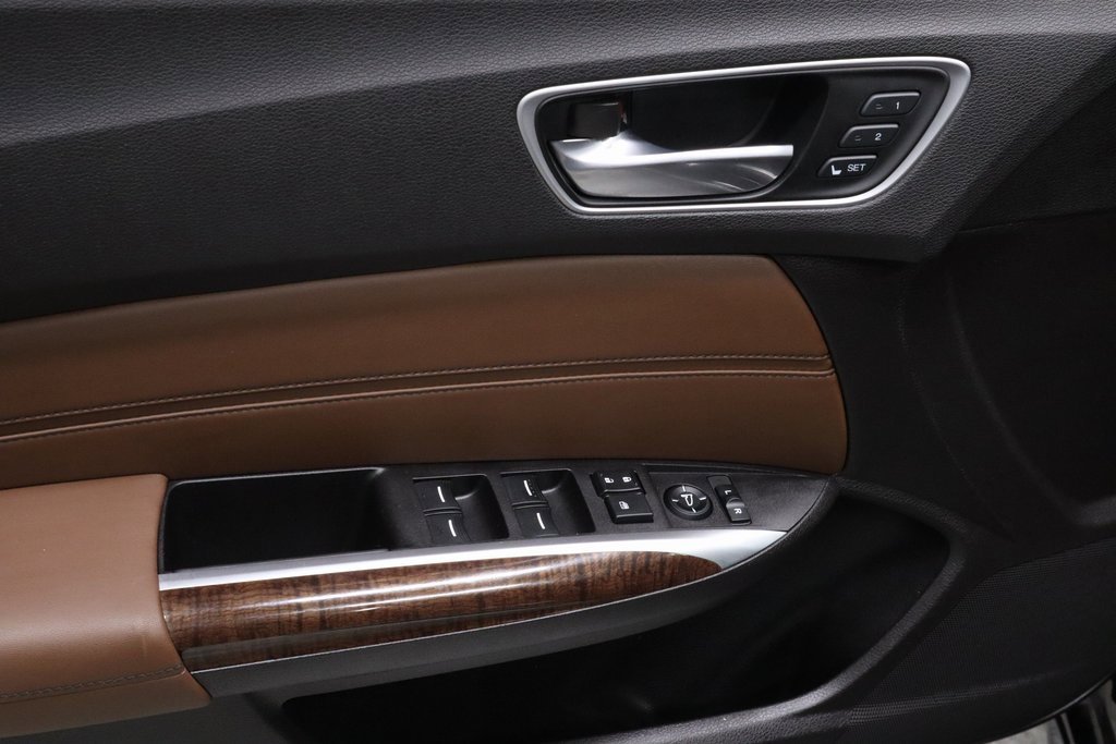 Used 2018 Acura TLX V6 SH-AWD w/ Technology Pkg image 22