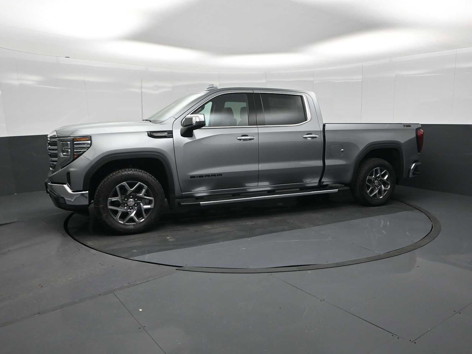 New 2026 GMC Sierra 1500 SLT w/ SLT Convenience Package AWD/4WD image 4