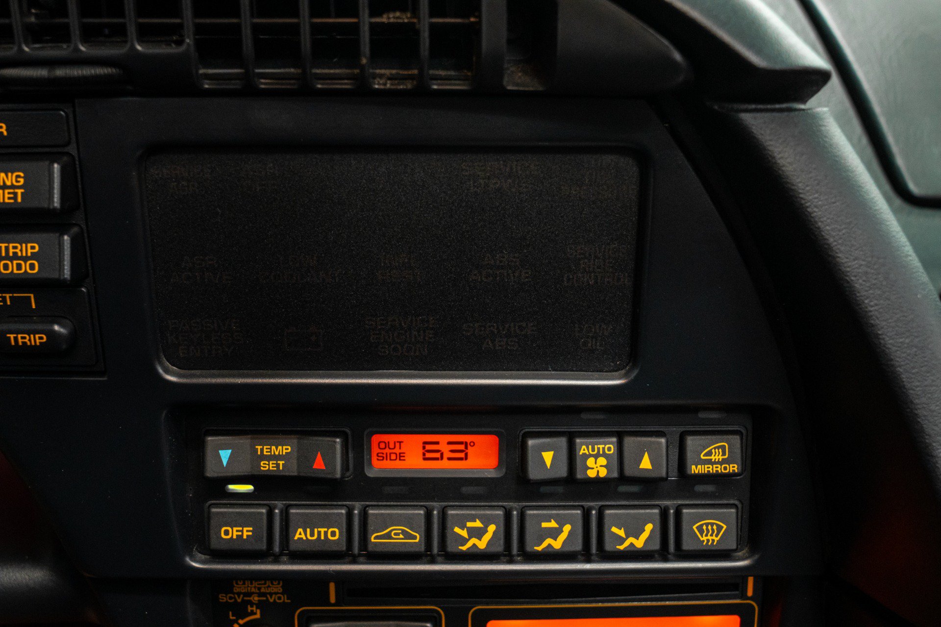 Used 1993 Chevrolet Corvette Convertible RWD image 33