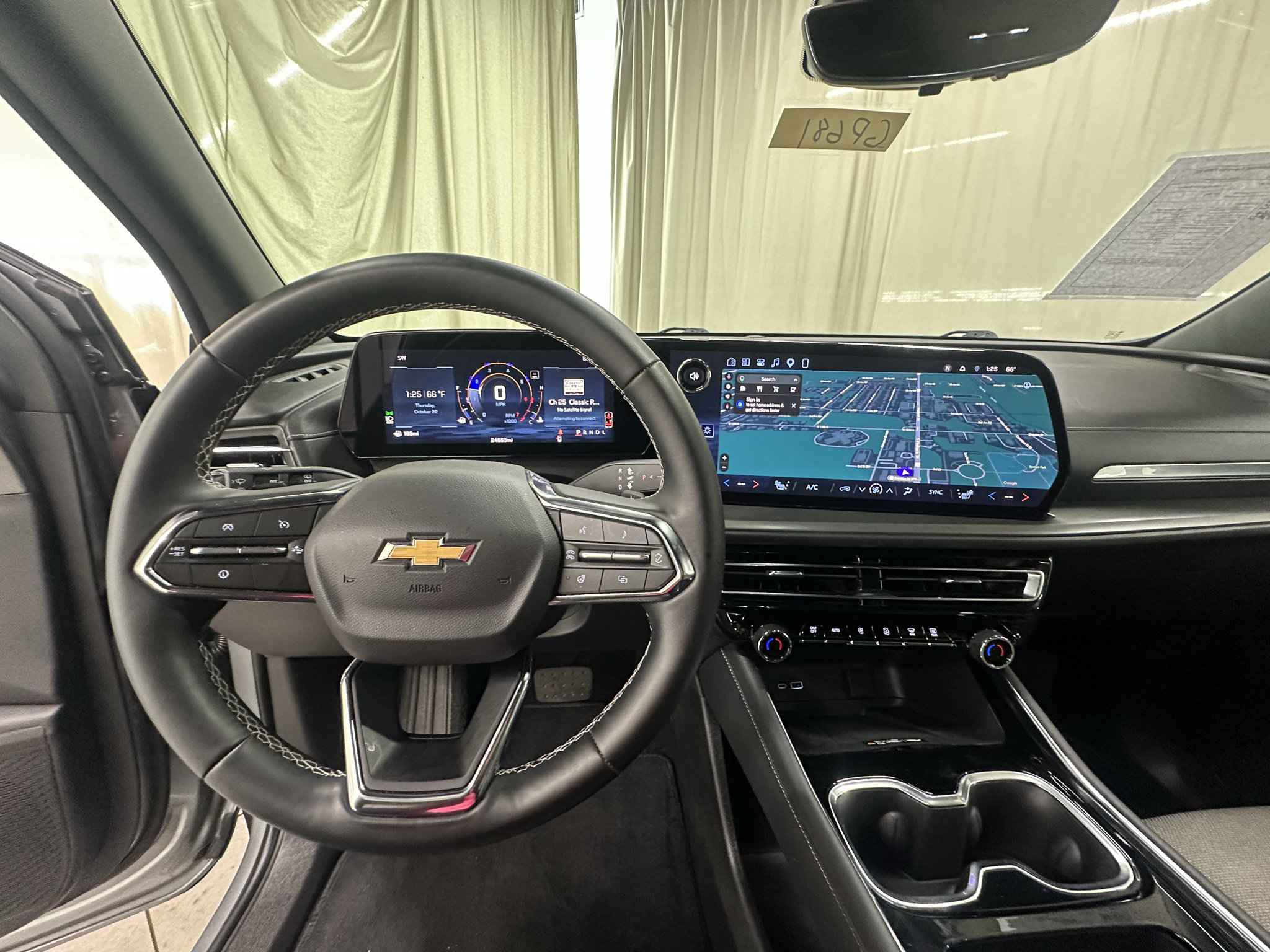 Certified 2026 Chevrolet Traverse LT w/ Driver Confidence Package FWD image 30
