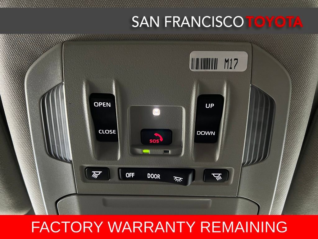 Certified 2025 Toyota Highlander XLE image 32