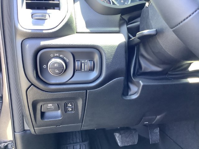 New 2026 RAM 1500 Laramie w/ Night Edition AWD/4WD image 15