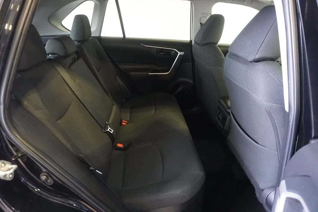 Used 2023 Toyota RAV4 LE AWD/4WD image 21