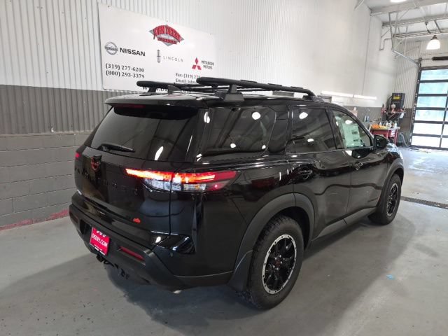 New 2026 Nissan Pathfinder Rock Creek w/ Rock Creek Premium Package AWD/4WD image 3
