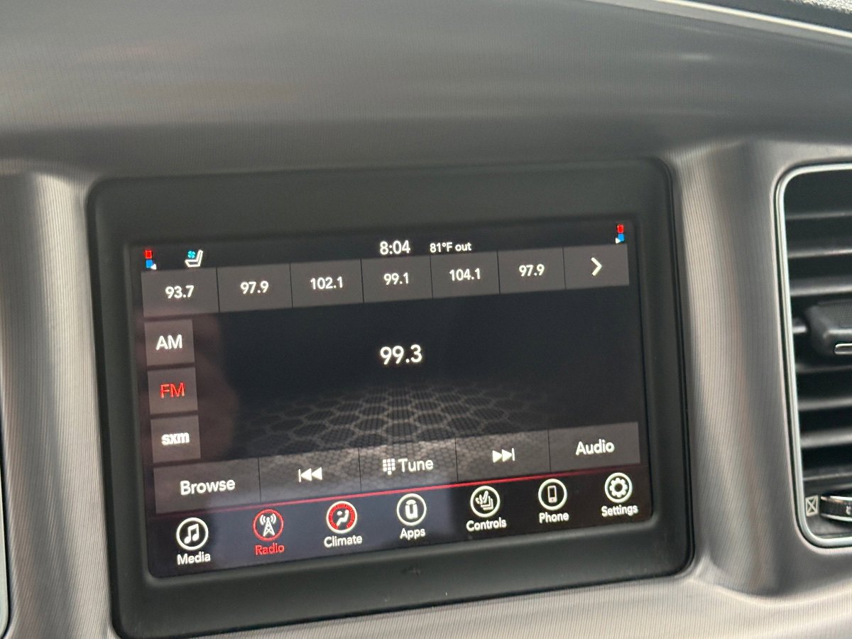 Used 2019 Dodge Charger SXT w/ Leather Interior Group RWD image 27