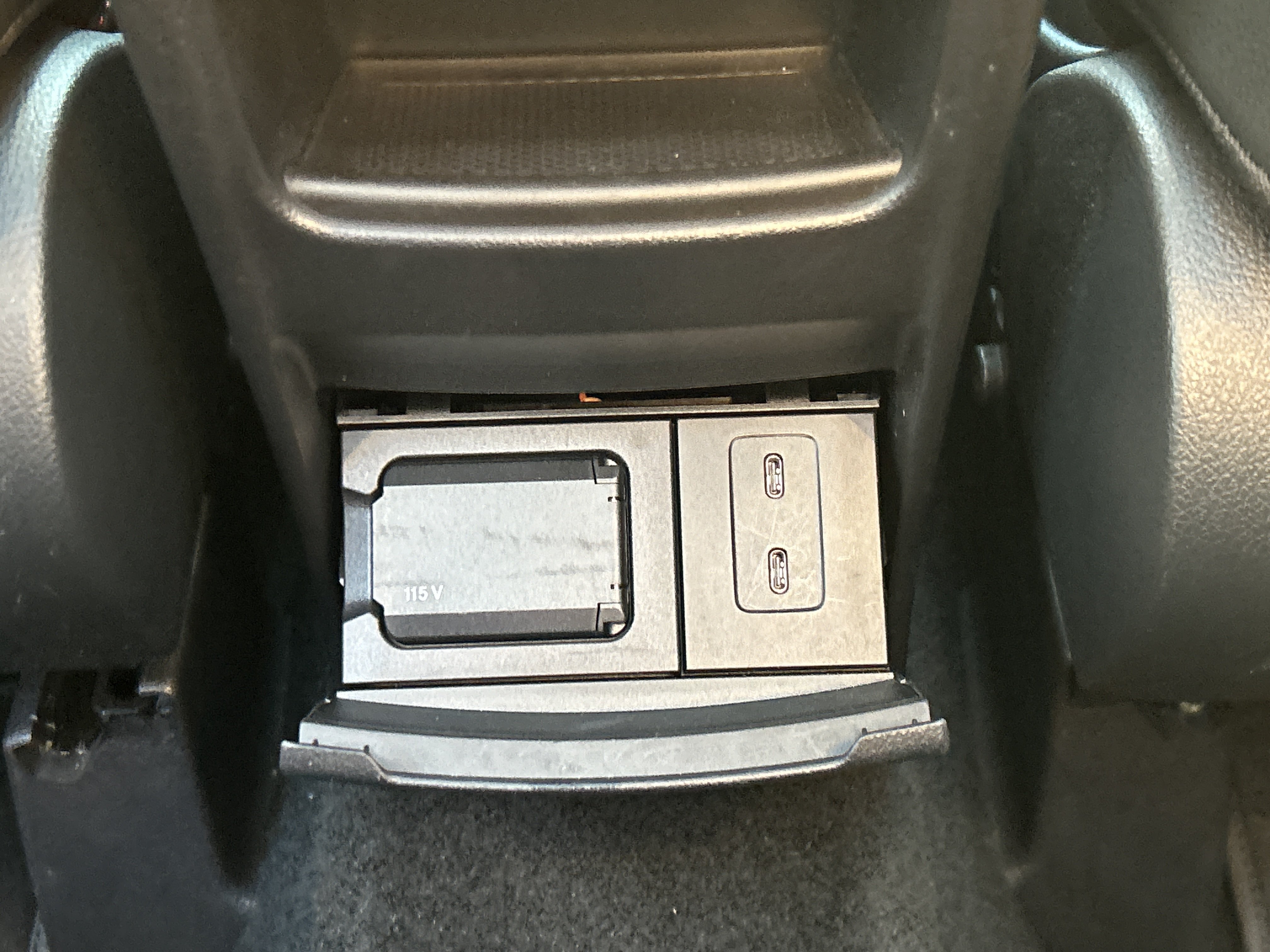 Certified 2021 Mercedes-Benz GLA 250 4MATIC image 41