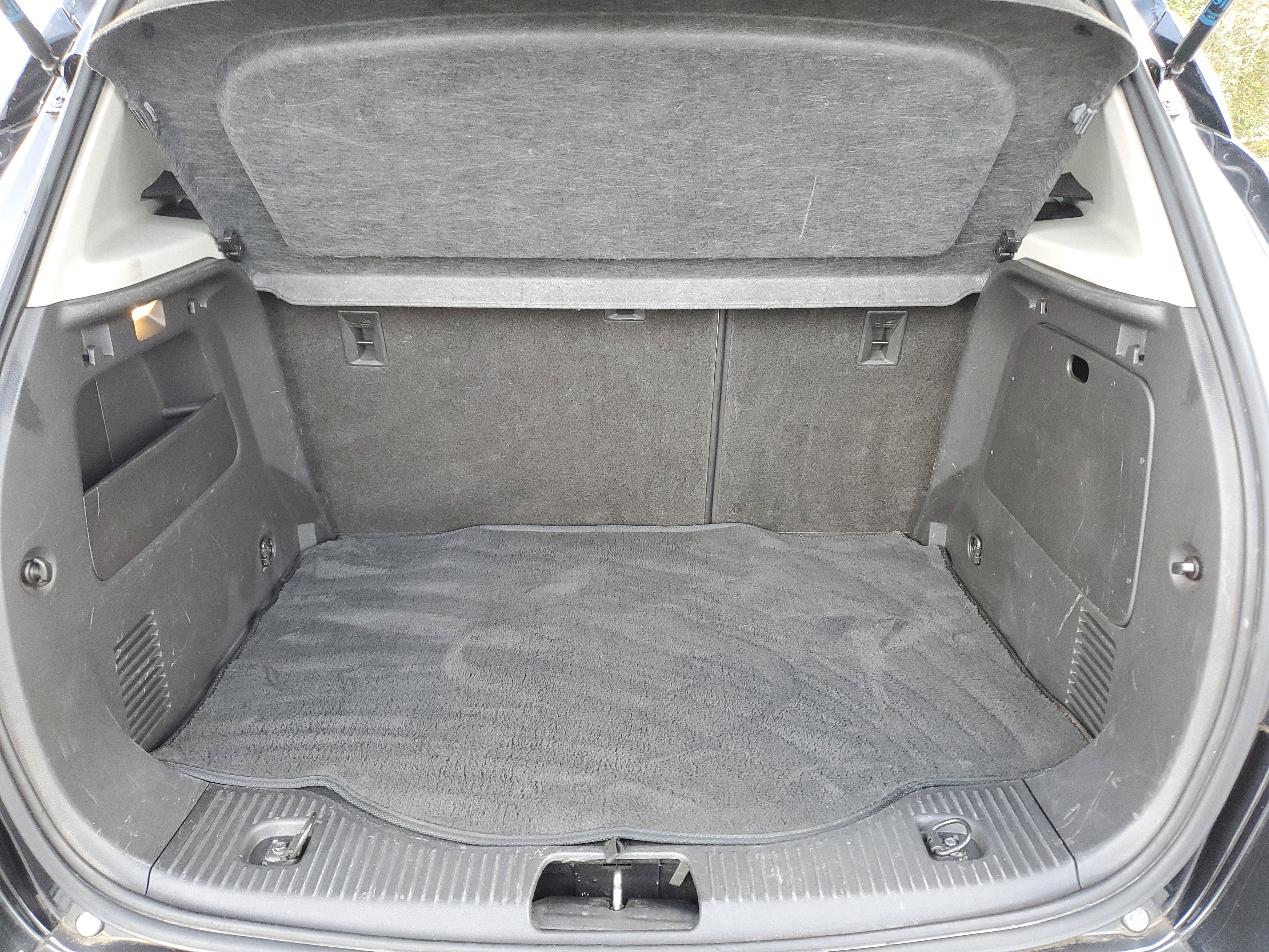 Used 2015 Buick Encore Premium w/ Experience Buick Package image 6