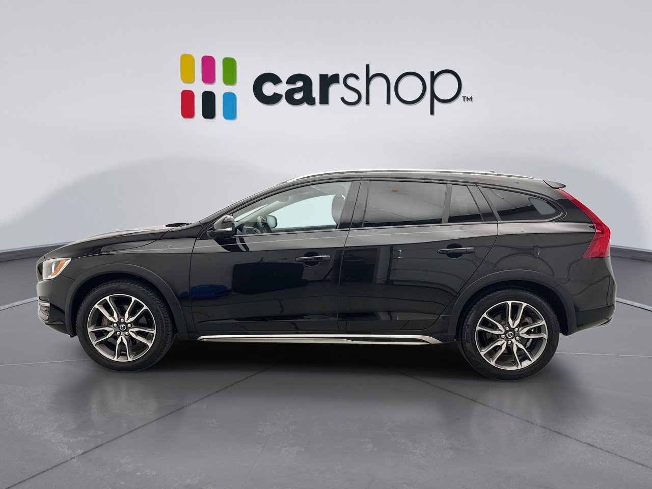 Used 2016 Volvo V60 T5 Cross Country w/ Climate Package AWD/4WD image 2