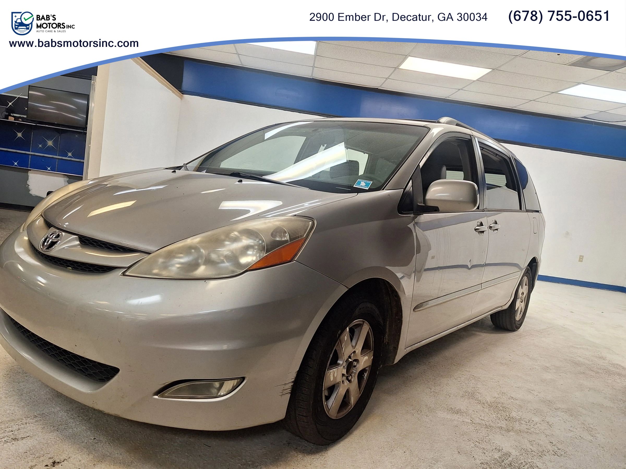 Used 2009 Toyota Sienna XLE
