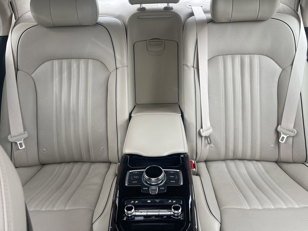 Used 2018 Genesis G90 5.0 Ultimate image 37