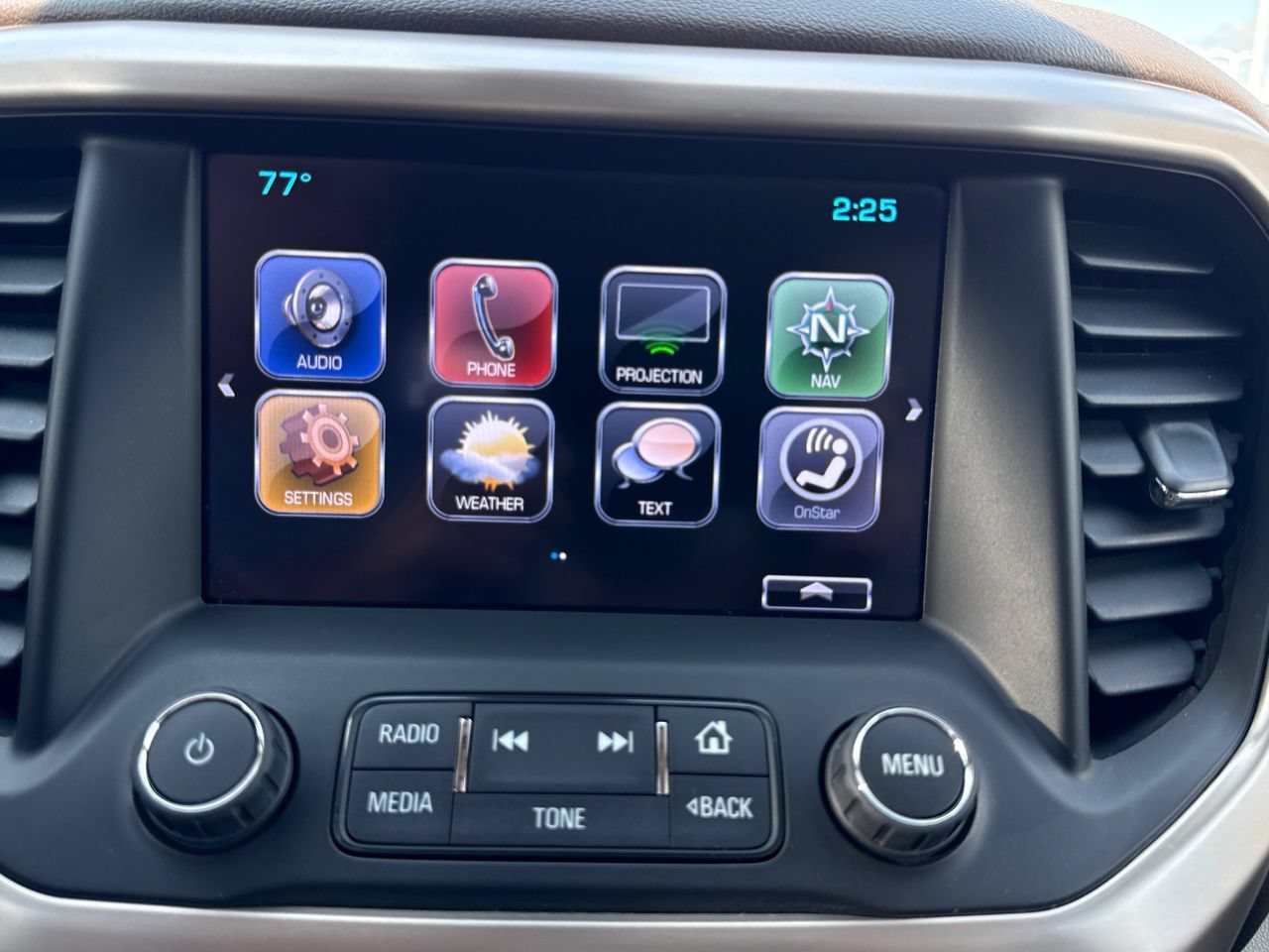 Used 2018 GMC Acadia Denali w/ LPO, Cargo Package FWD image 21