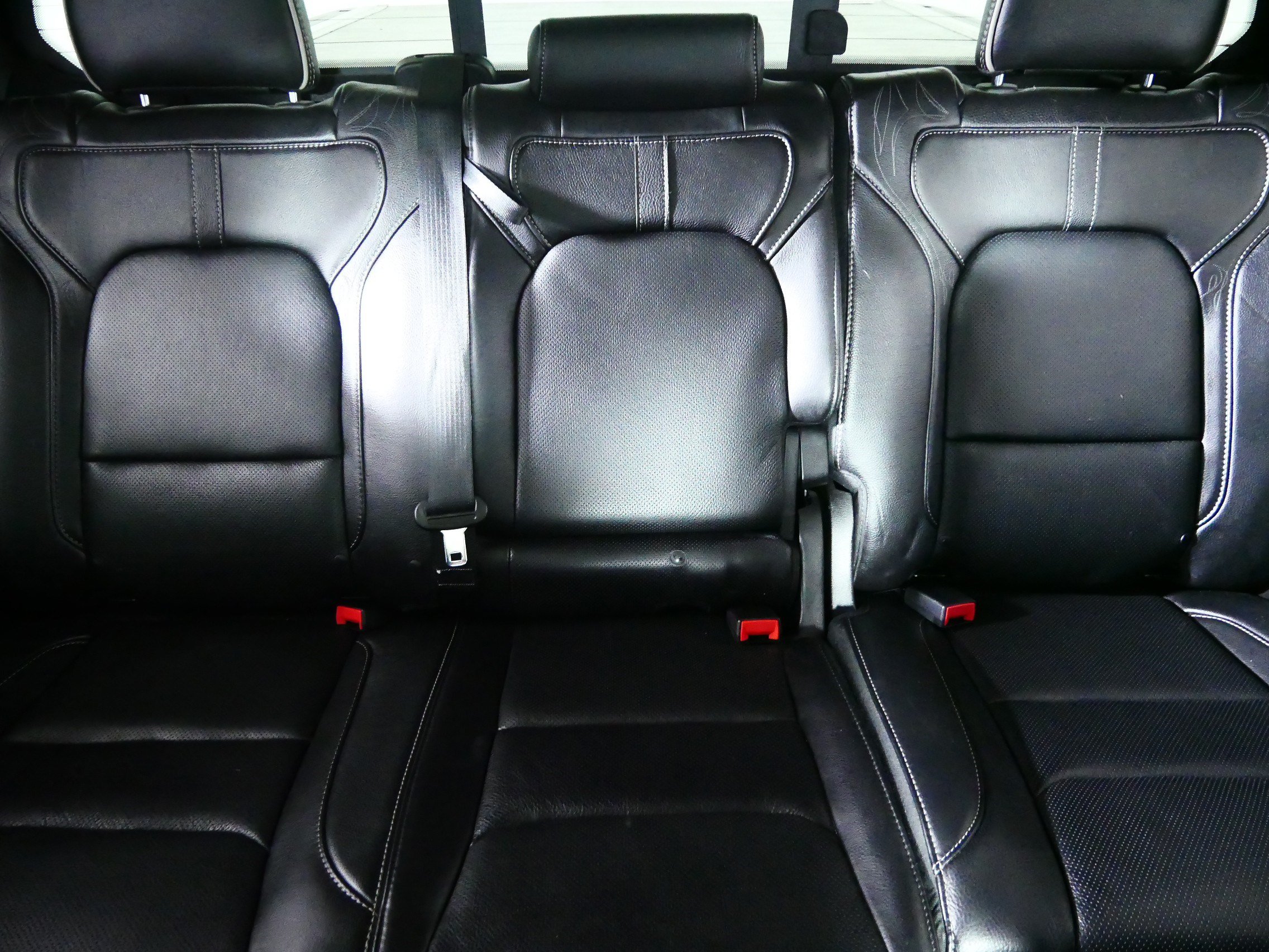 Used 2019 RAM 1500 Limited AWD/4WD image 13