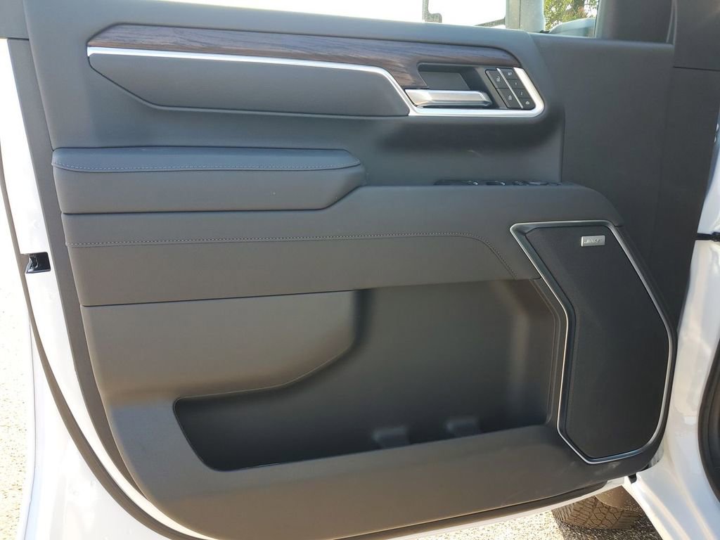 New 2026 GMC Sierra 3500 SLT w/ SLT Premium Package image 22