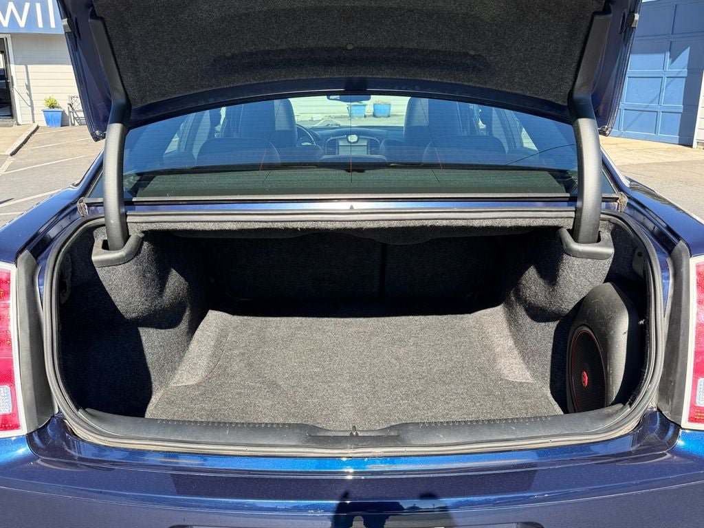 Used 2014 Chrysler 300 S RWD image 22