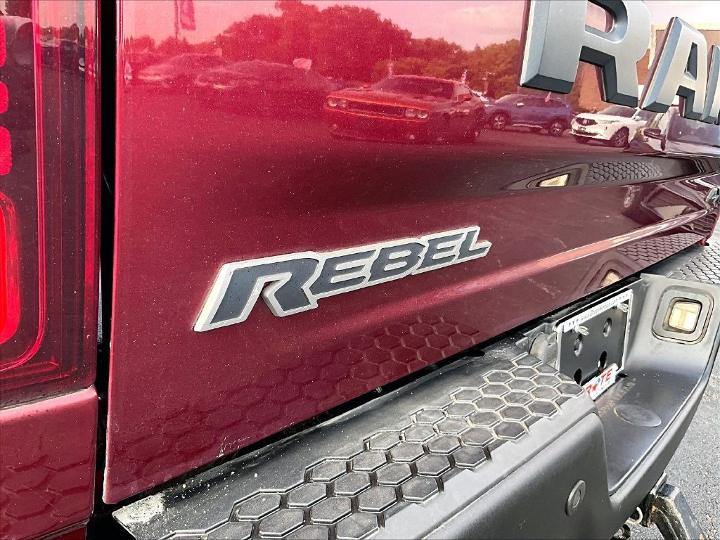 Used 2018 RAM 1500 Rebel w/ Luxury Group AWD/4WD image 8