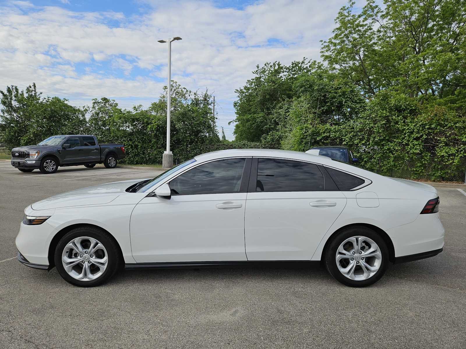 Used 2024 Honda Accord LX image 3
