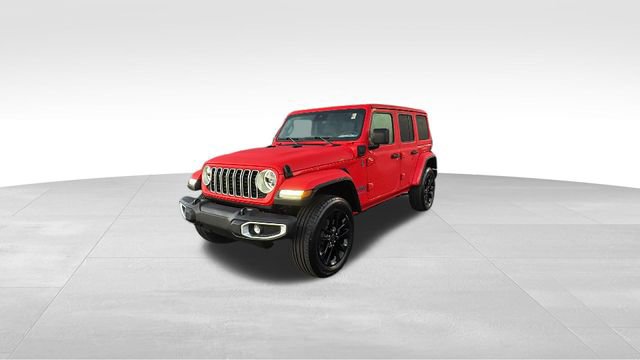 Used 2025 Jeep Wrangler Unlimited Sahara w/ Safety Group AWD/4WD image 3