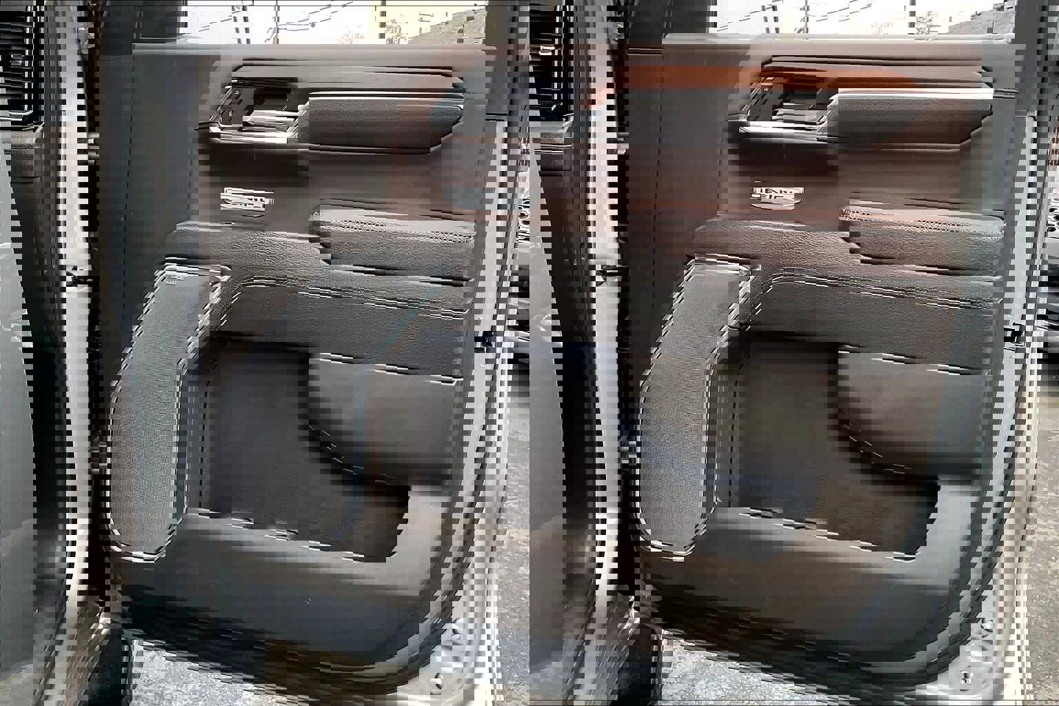 Used 2024 GMC Sierra 1500 Denali w/ Denali Reserve Package image 26