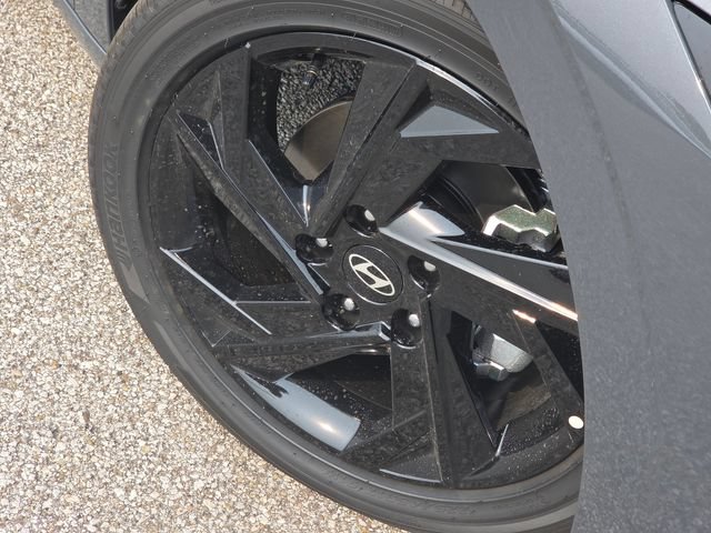 New 2026 Hyundai Elantra SEL Sport FWD image 11