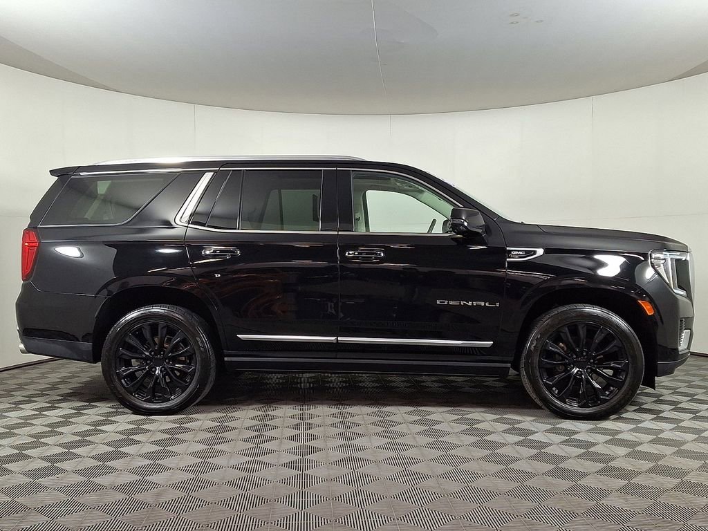 Used 2021 GMC Yukon Denali w/ Denali Ultimate Package image 10