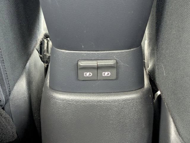Used 2020 Nissan Versa S FWD image 16