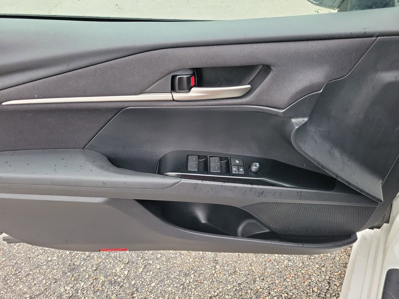 Used 2025 Toyota Camry LE image 14