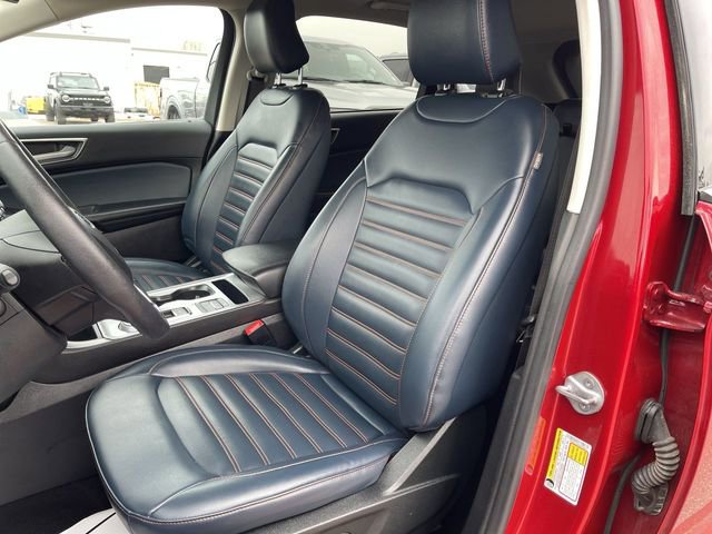 Used 2022 Ford Edge SEL w/ Sport Appearance Package AWD/4WD image 15