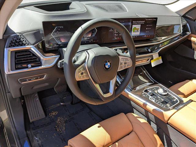 Used 2026 BMW X7 xDrive40i image 3