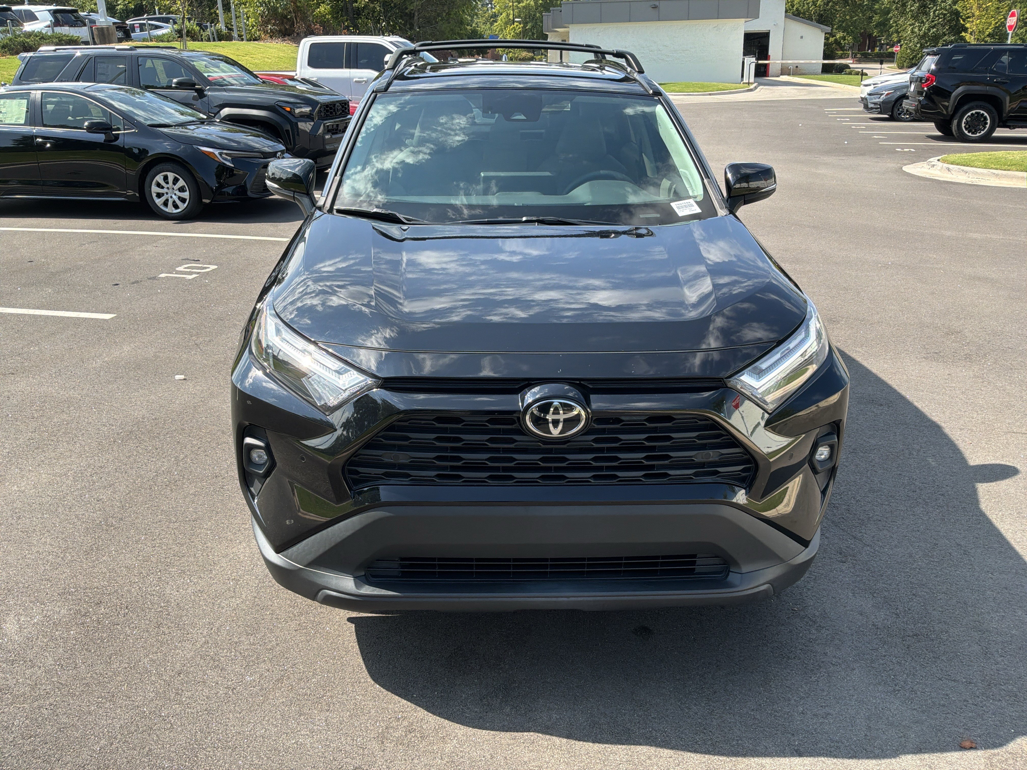 Used 2023 Toyota RAV4 XLE Premium AWD/4WD image 3