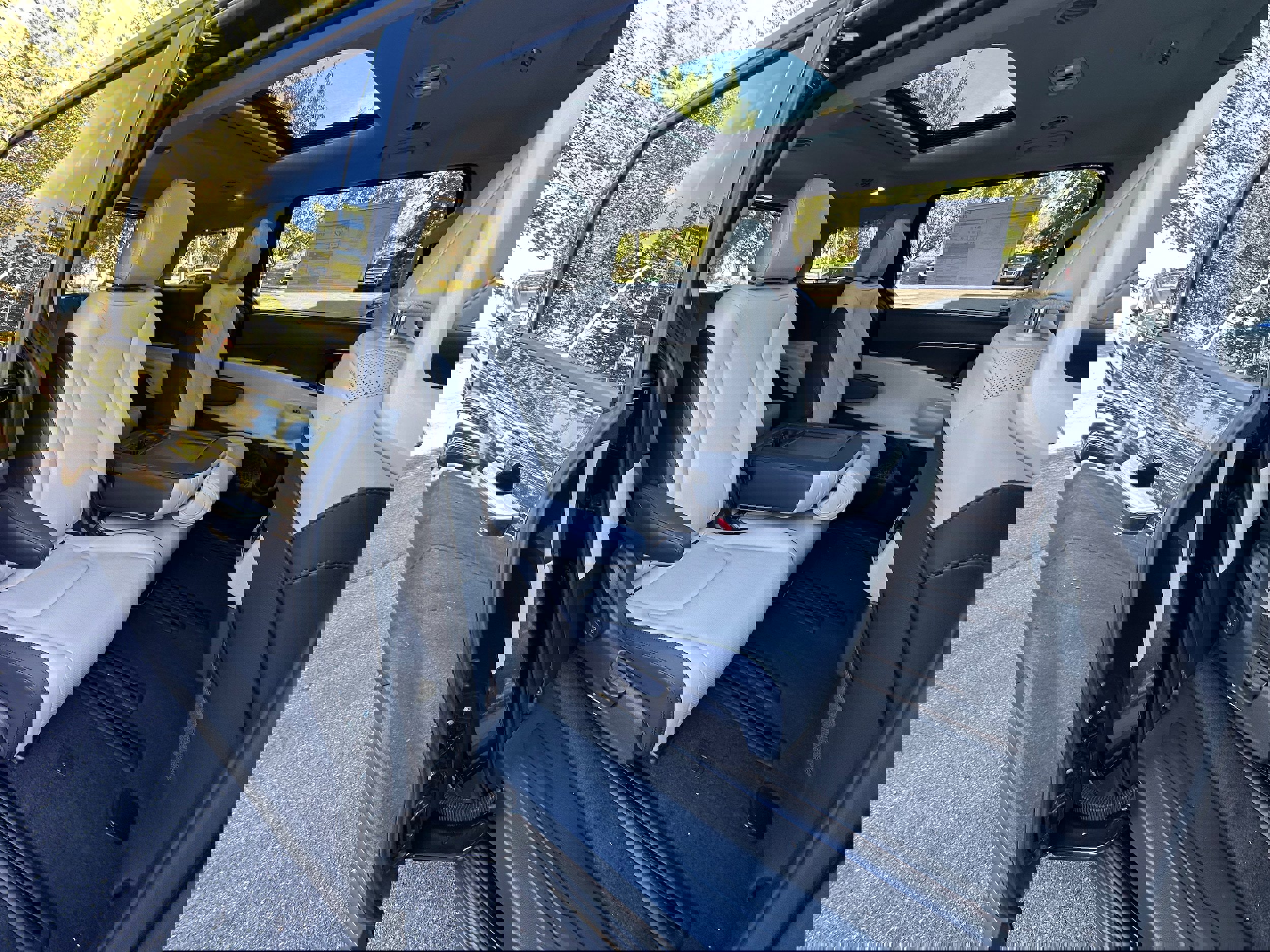 New 2026 Kia Carnival SX image 16