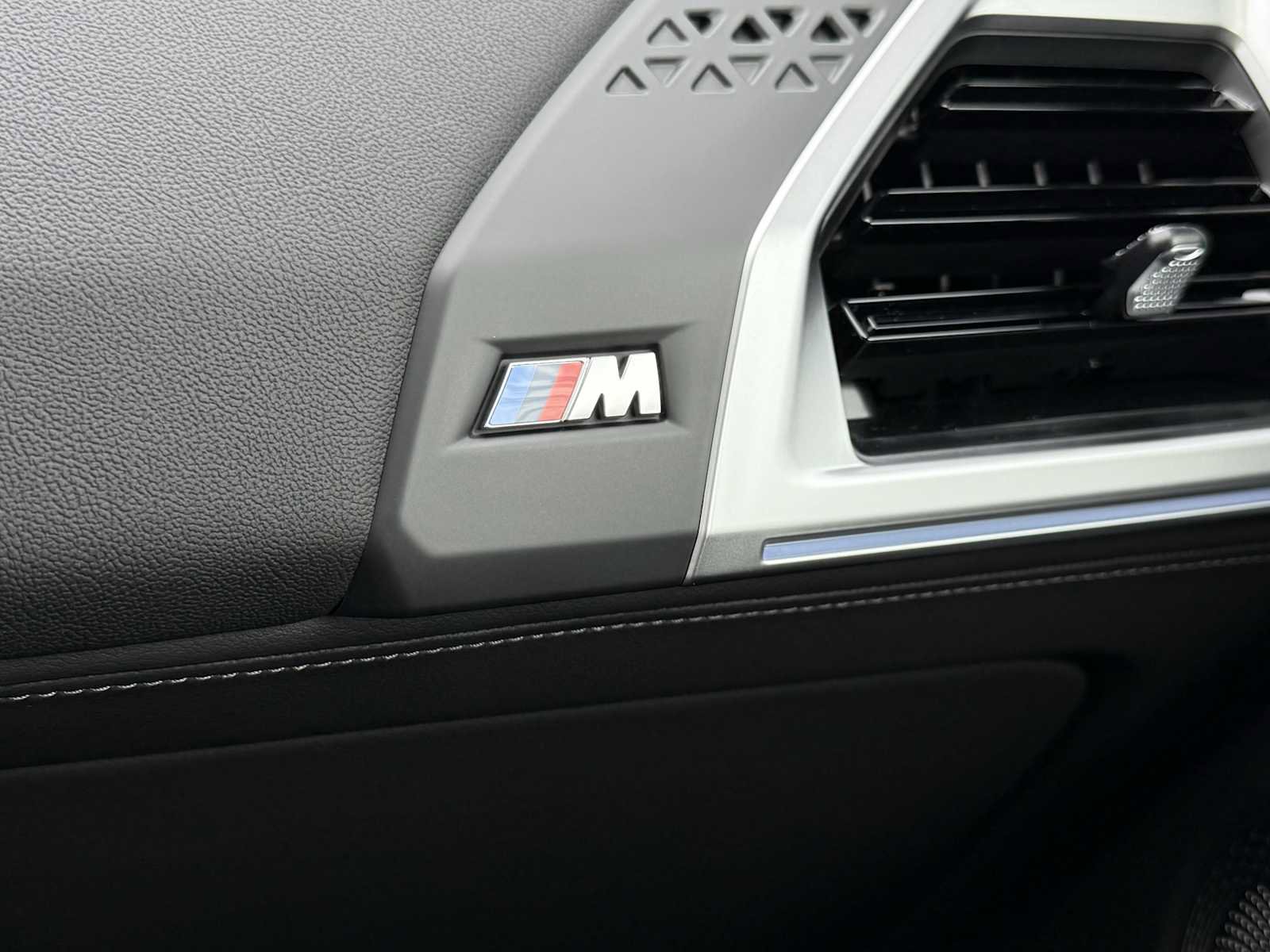 New 2026 BMW XM Label Red image 33