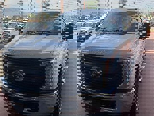 Used 2019 Ford F250 XL w/ Power Equipment Group image 3