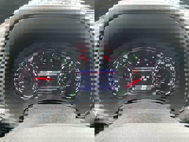 Used 2024 GMC Terrain SLT image 28