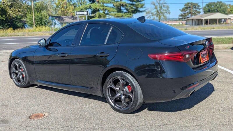 Used 2018 Alfa Romeo Giulia Ti w/ Nero Edizione image 6