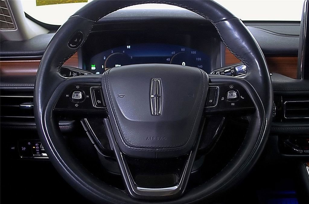 Used 2023 Lincoln Aviator Reserve w/ Equipment Group 201A image 27