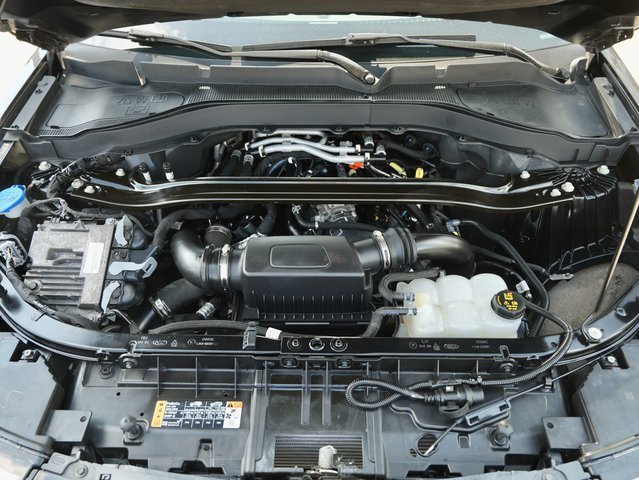 Used 2022 Ford Explorer ST w/ ST Street Pack image 39