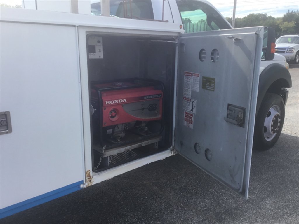 Used 2011 Ford F450 XL w/ PWR Equipment Group RWD image 16