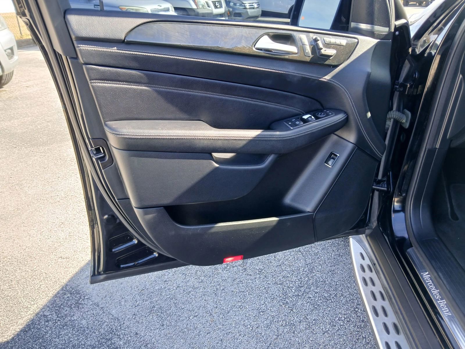 Used 2015 Mercedes-Benz ML 400 4MATIC image 9