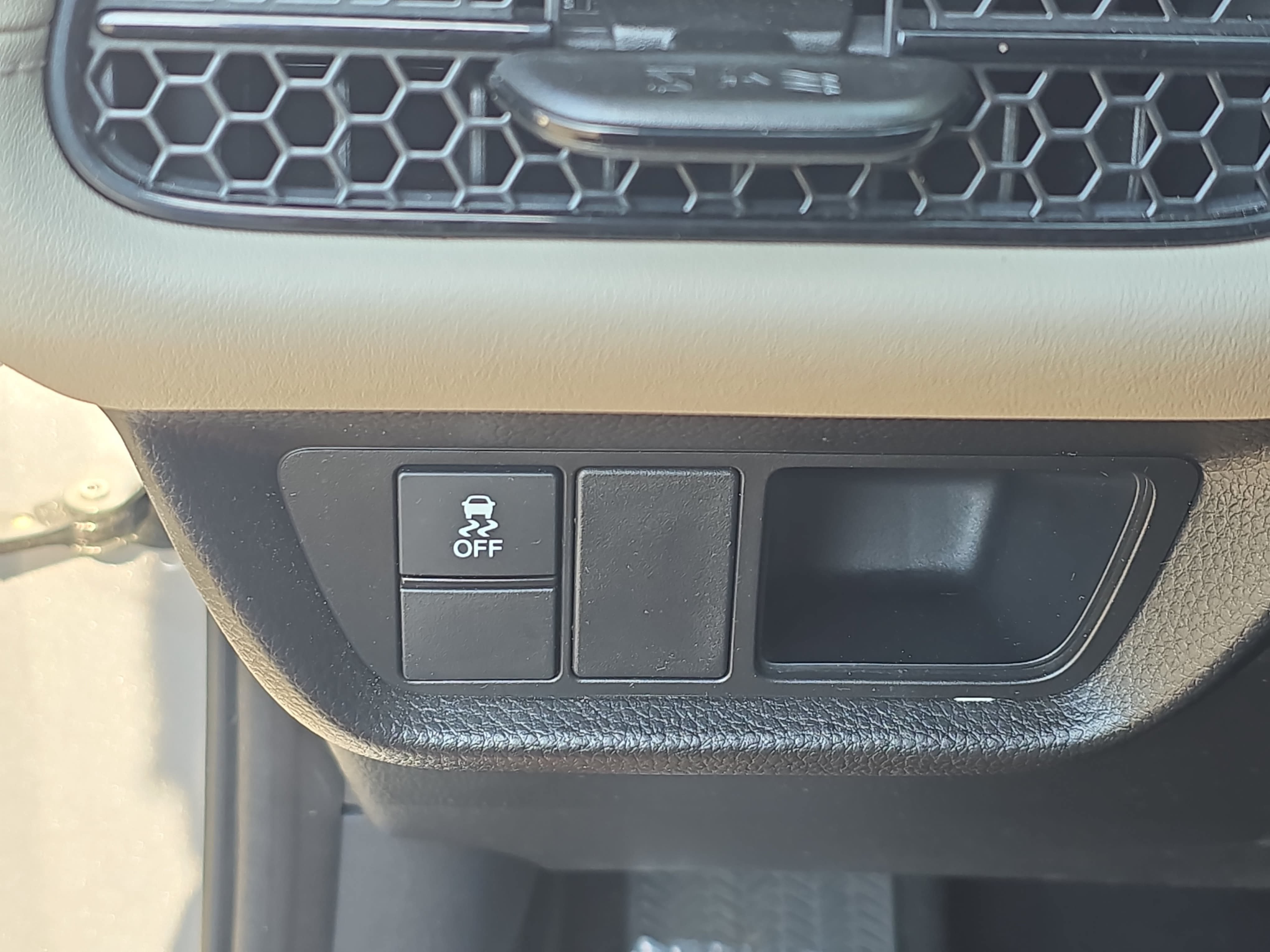 Certified 2024 Honda HR-V LX image 24